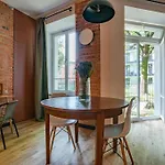 Cozy 5 Minut By East Varsó