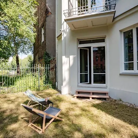 Cozy 5 Minut By East Apartment